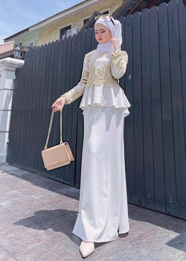 Gaun Kebaya Peplum