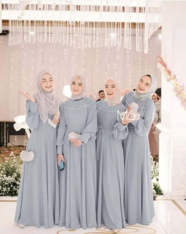 Gaun Model Maxi Dress