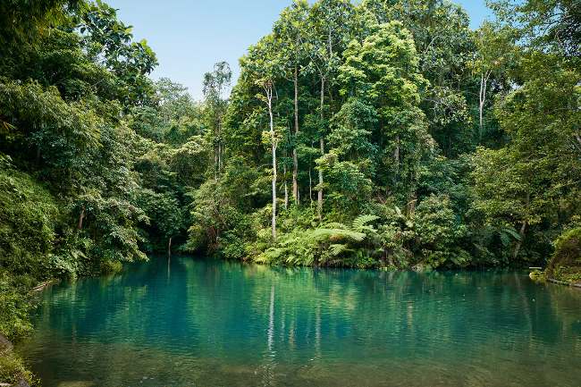 Jam Buka Danau Biru Lombok Tengah