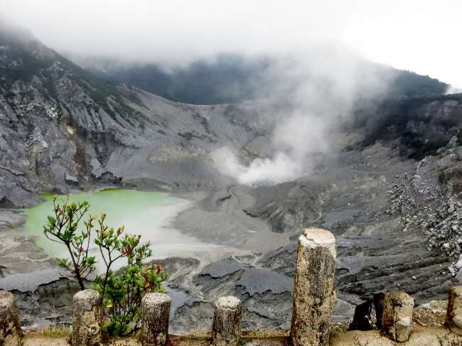 Kawah Gunung Tangkuban Perahu