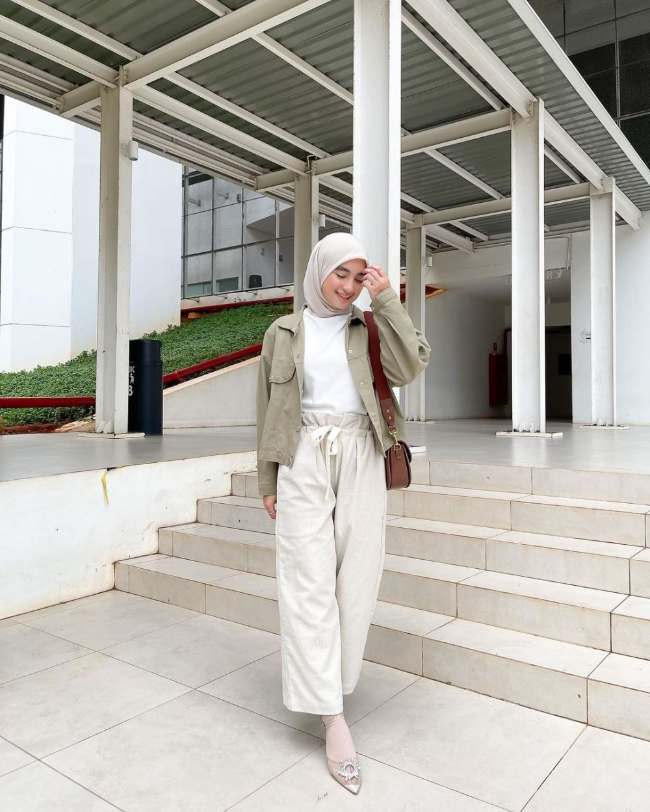 Outer Sage dan Outfit Full White