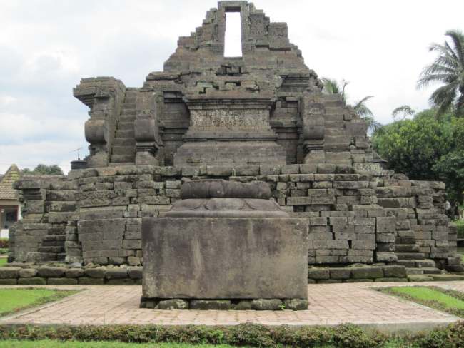 Sejarah Singkat Candi Jago