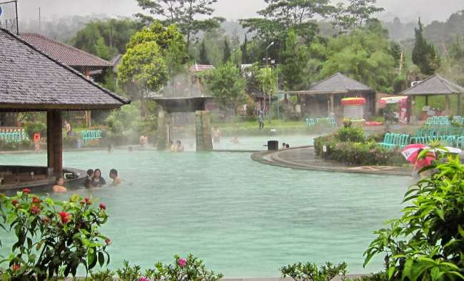 Wisata Air Panas Ciater